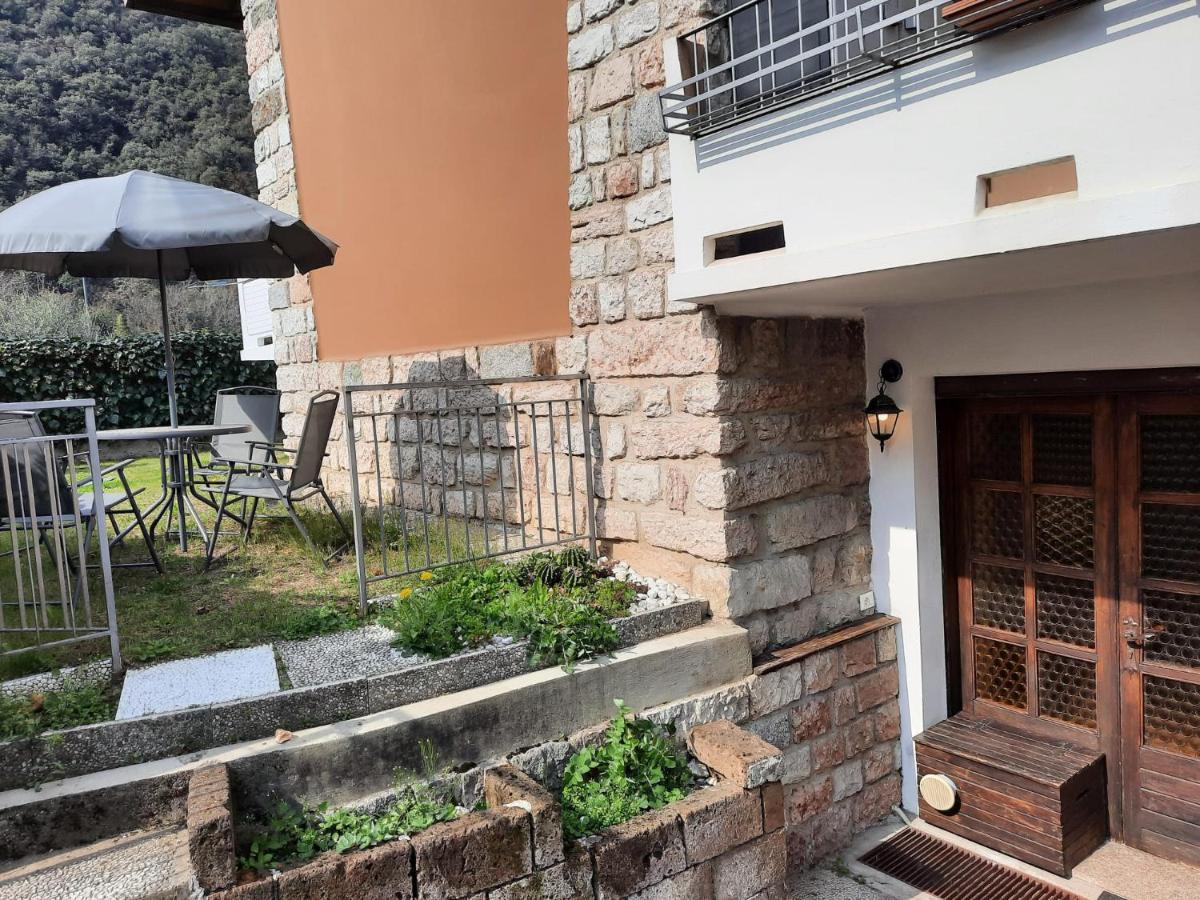 Casa Villa Kitty ริวาเดลการ์ดา ภายนอก รูปภาพ